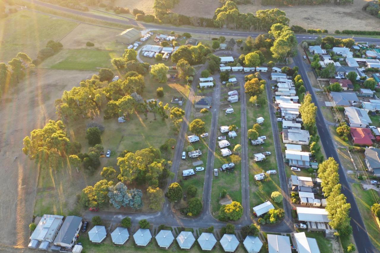 Pine Country Caravan Park เมาท์แกมเบีย ภายนอก รูปภาพ